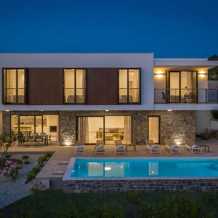 Sun Dance Luxury Villas