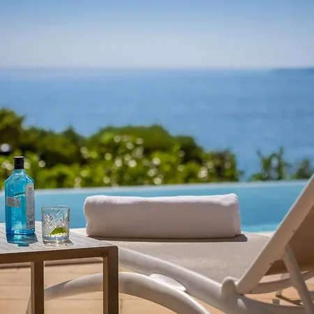 Villa Sun Dance Luxury Villas *